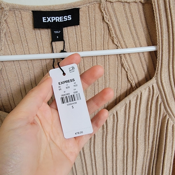 NWT Express Metallic Thread Ribbed Top - Picture 3 of 3